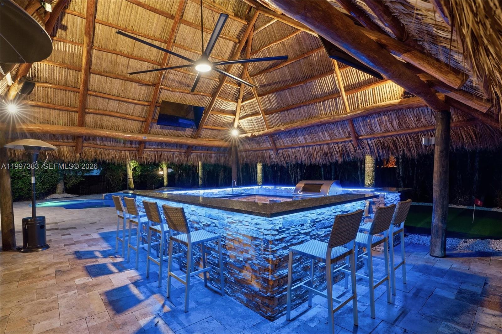 KINGS GROVE - Residential