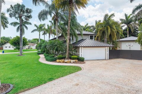 Tiny photo for 14800 SW 166th St, Miami, FL 33187 (MLS # A11997383)