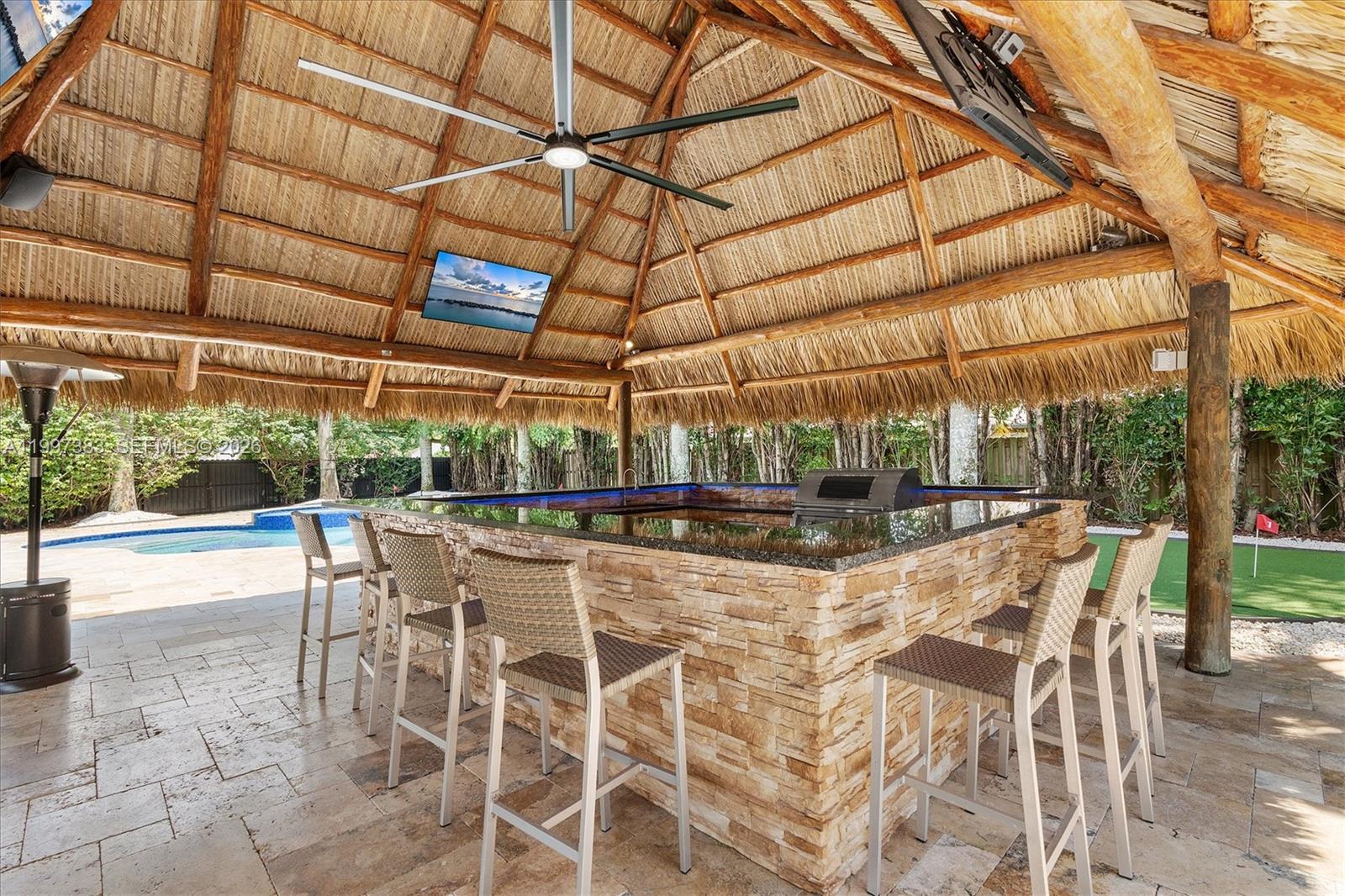 KINGS GROVE - Residential