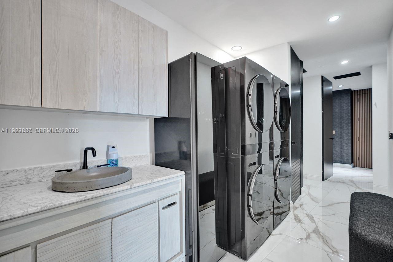 ECHO CONDO - Residential