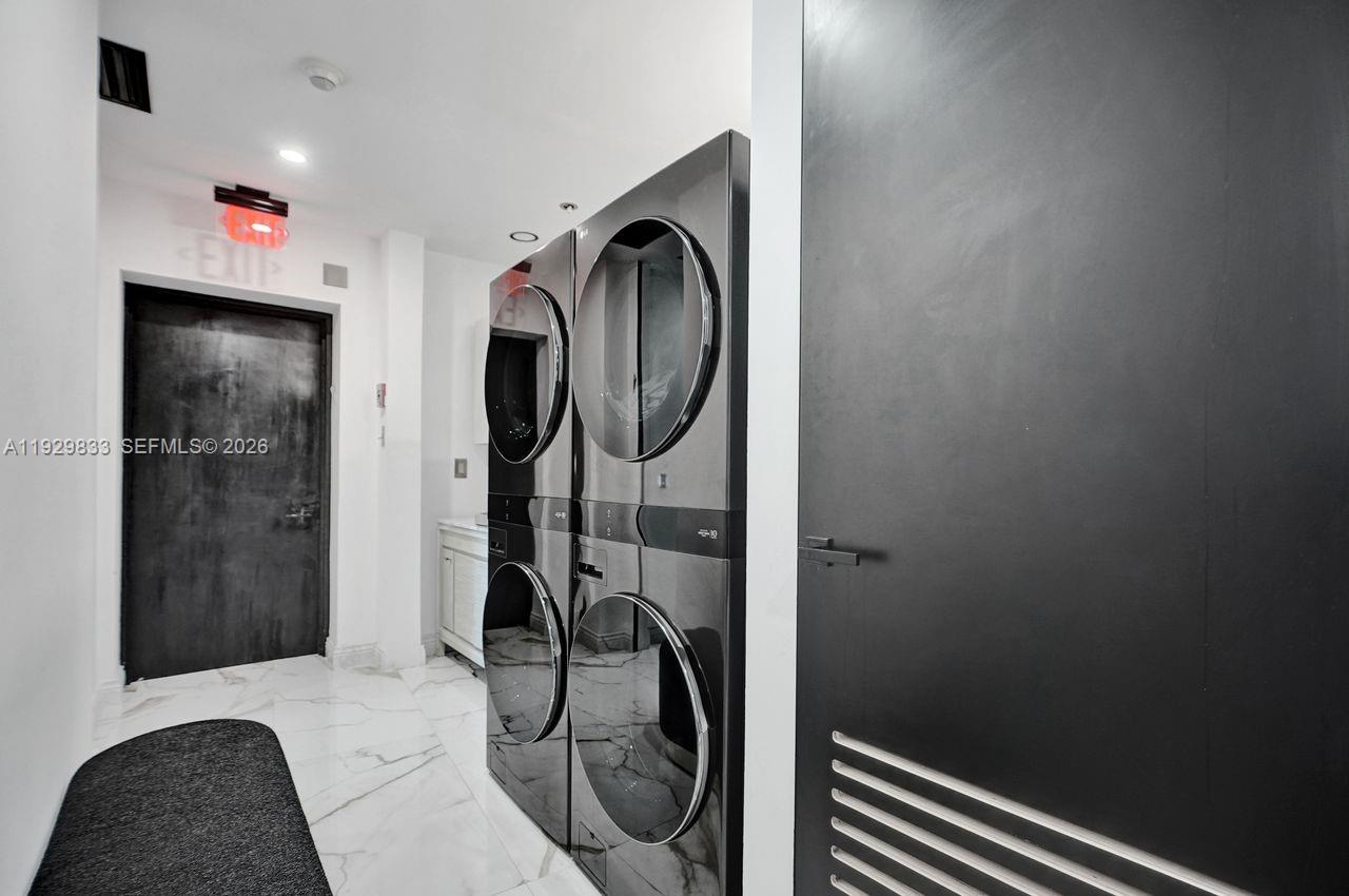 ECHO CONDO - Residential