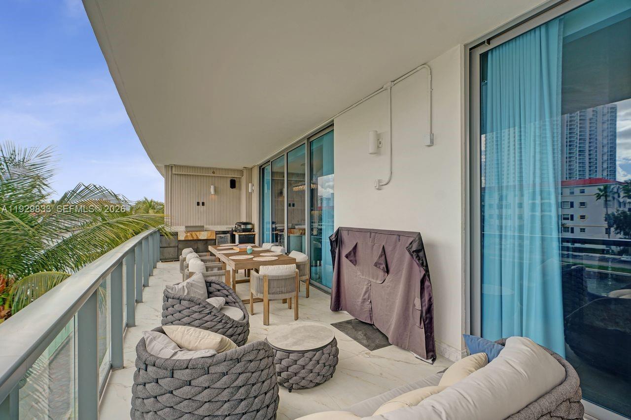 ECHO CONDO - Residential