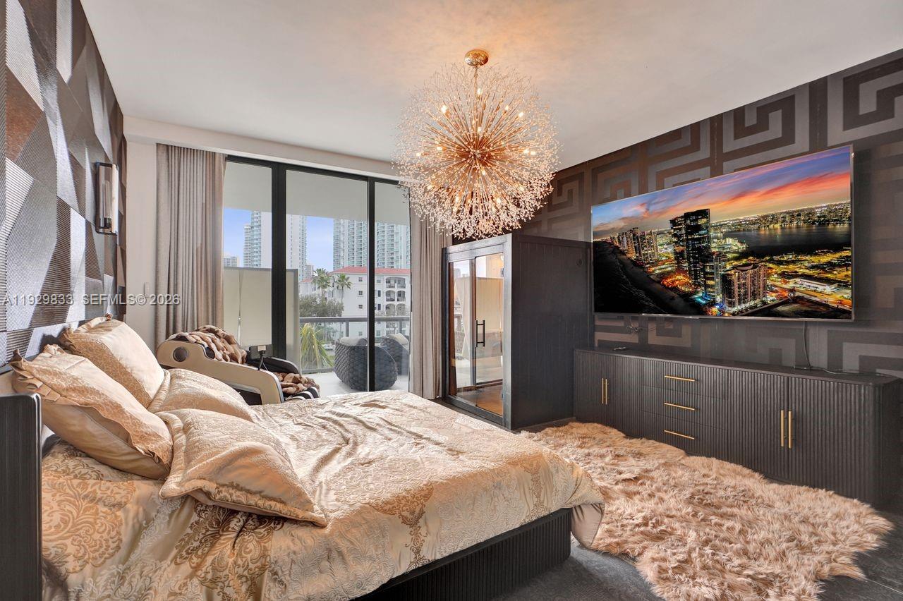 ECHO CONDO - Residential