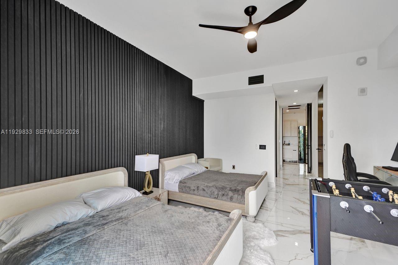 ECHO CONDO - Residential