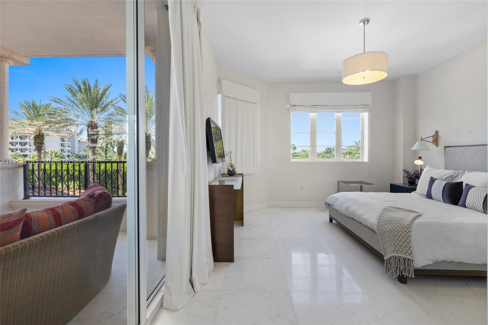 PALAZZO DEL MARE AT FISHER - Residential