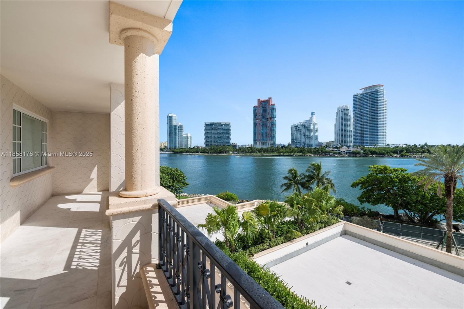 PALAZZO DEL MARE AT FISHER - Residential