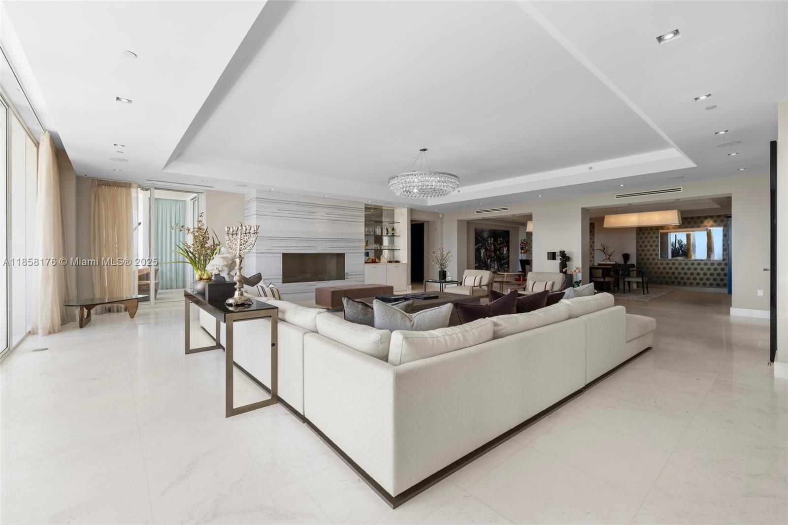 PALAZZO DEL MARE AT FISHER - Residential