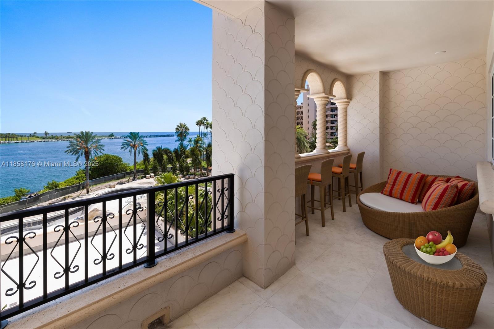 PALAZZO DEL MARE AT FISHER - Residential