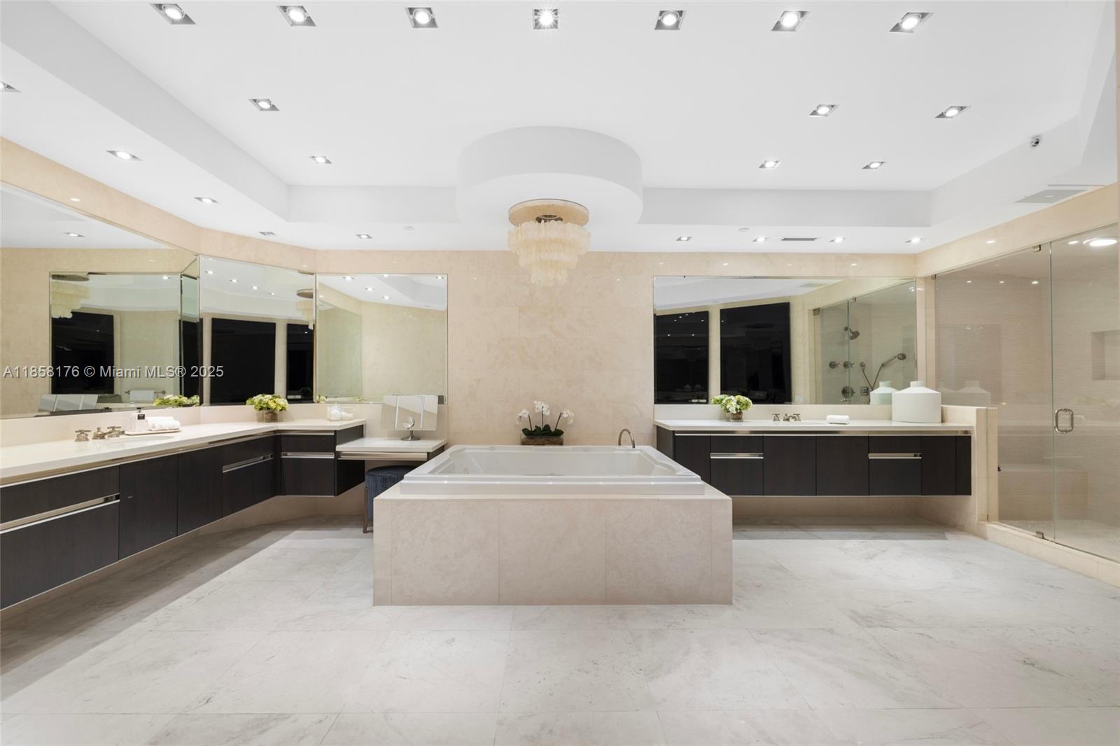 PALAZZO DEL MARE AT FISHER - Residential