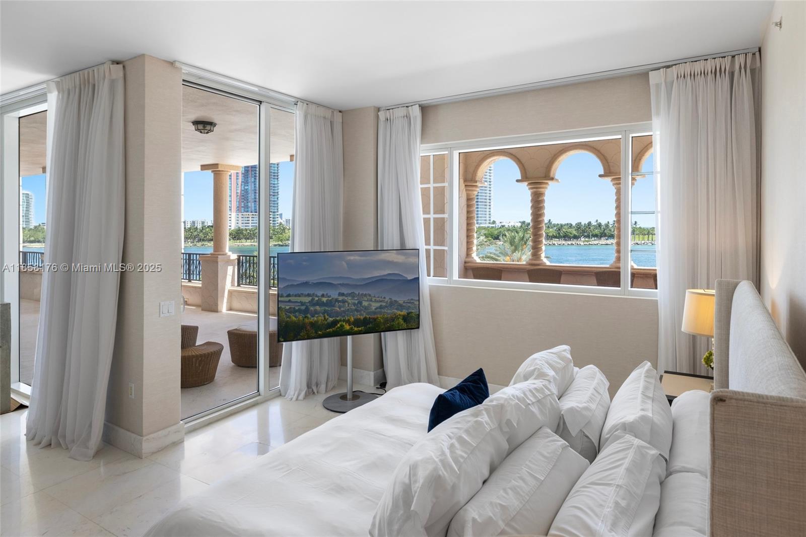PALAZZO DEL MARE AT FISHER - Residential
