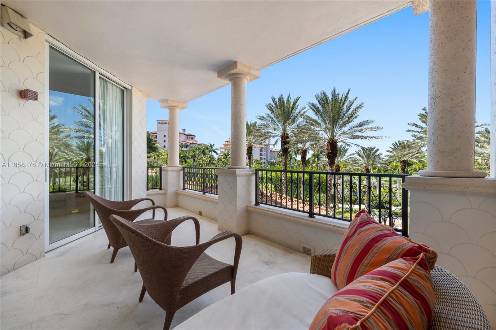 PALAZZO DEL MARE AT FISHER - Residential