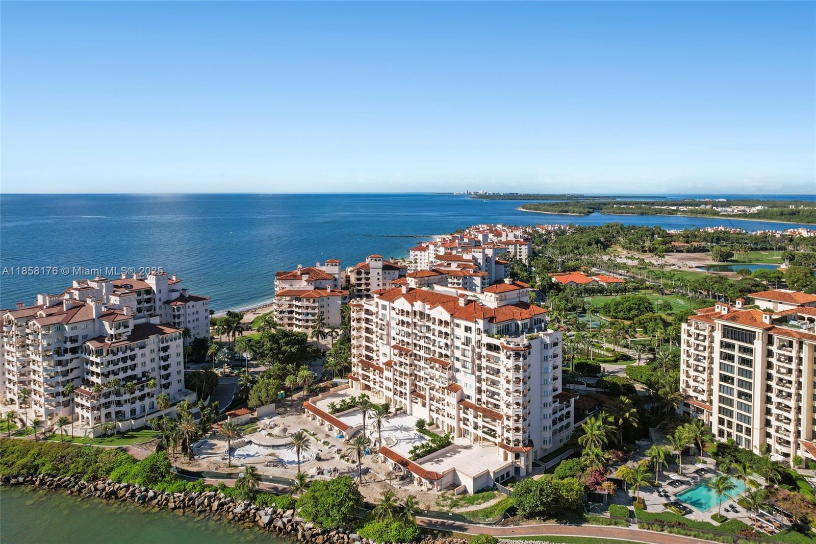 PALAZZO DEL MARE AT FISHER - Residential