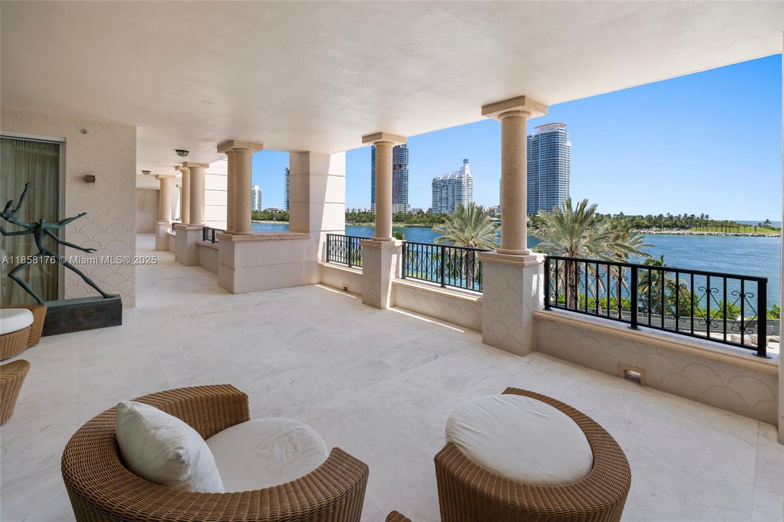 PALAZZO DEL MARE AT FISHER - Residential
