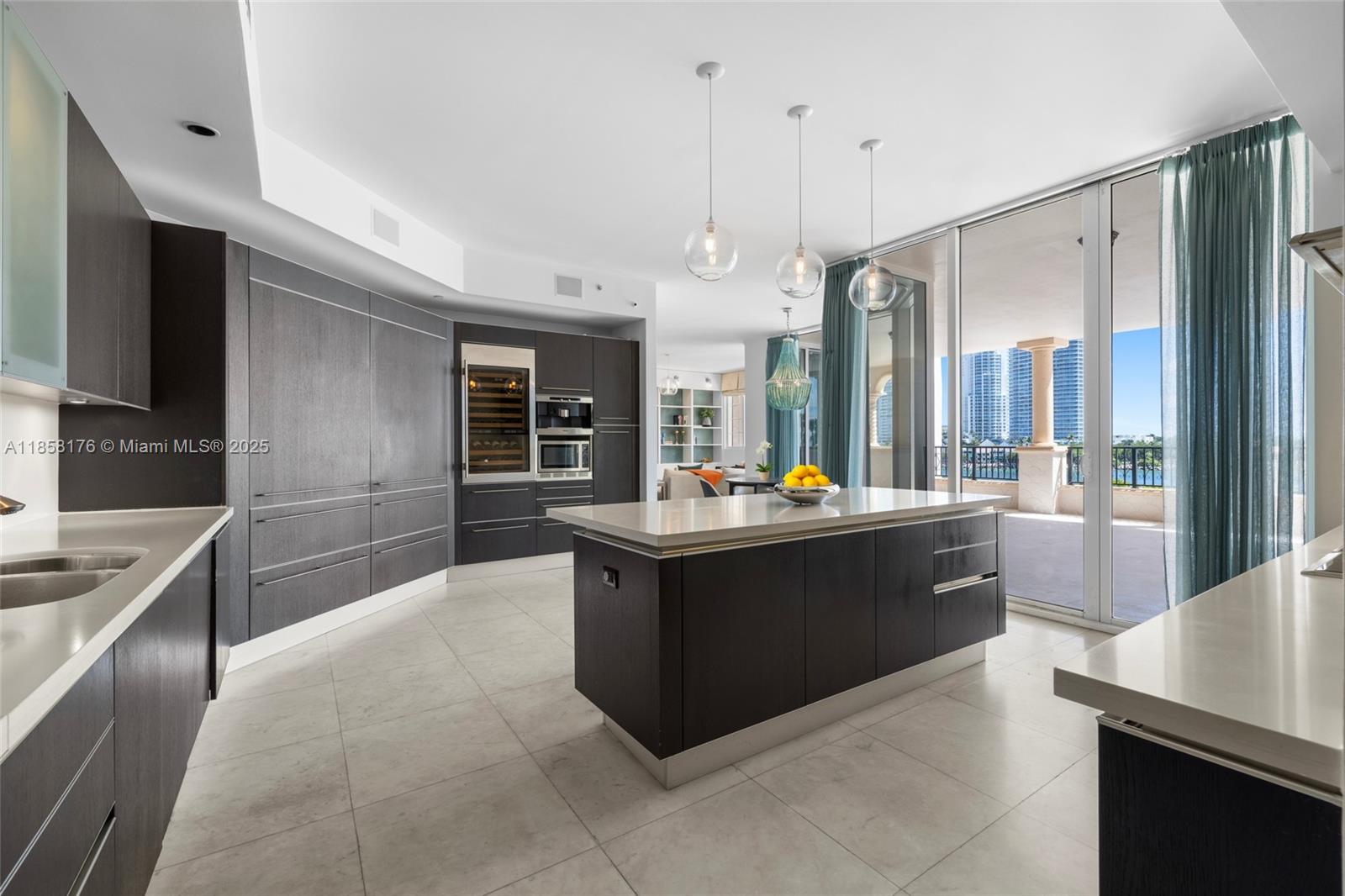PALAZZO DEL MARE AT FISHER - Residential