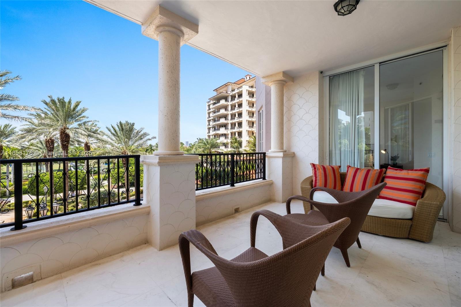 PALAZZO DEL MARE AT FISHER - Residential