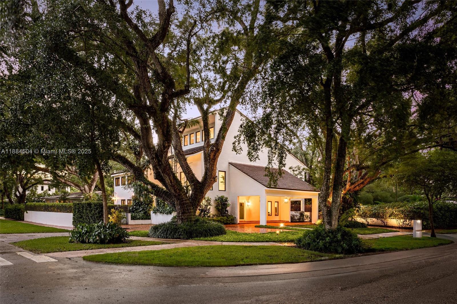 CORAL GABLES RIVIERA SEC - Residential