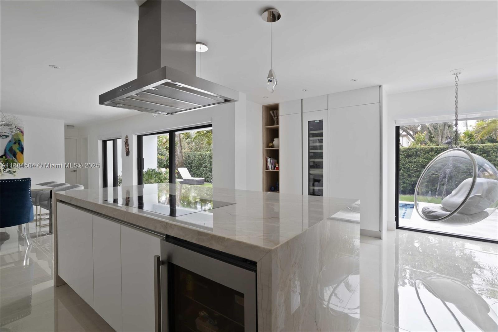 CORAL GABLES RIVIERA SEC - Residential