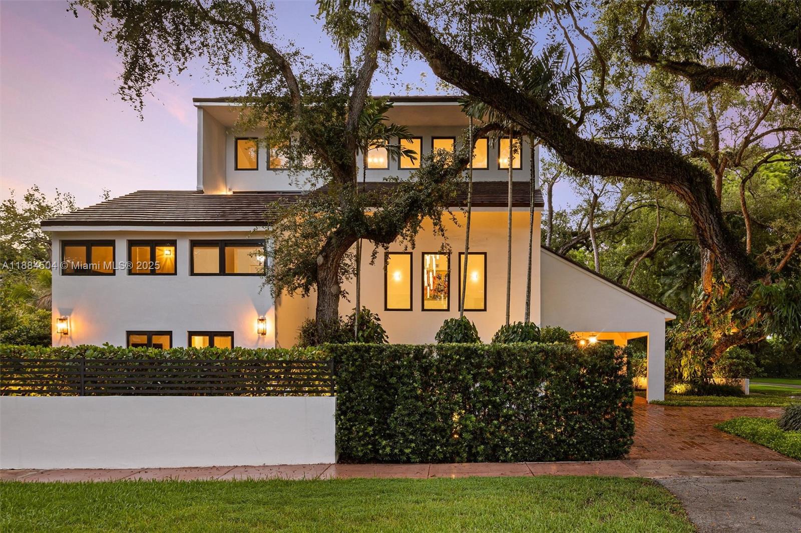 CORAL GABLES RIVIERA SEC - Residential