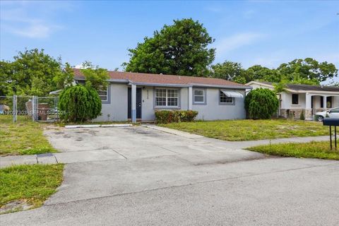 5320 NE 8th Ave Deerfield Beach FL 33064