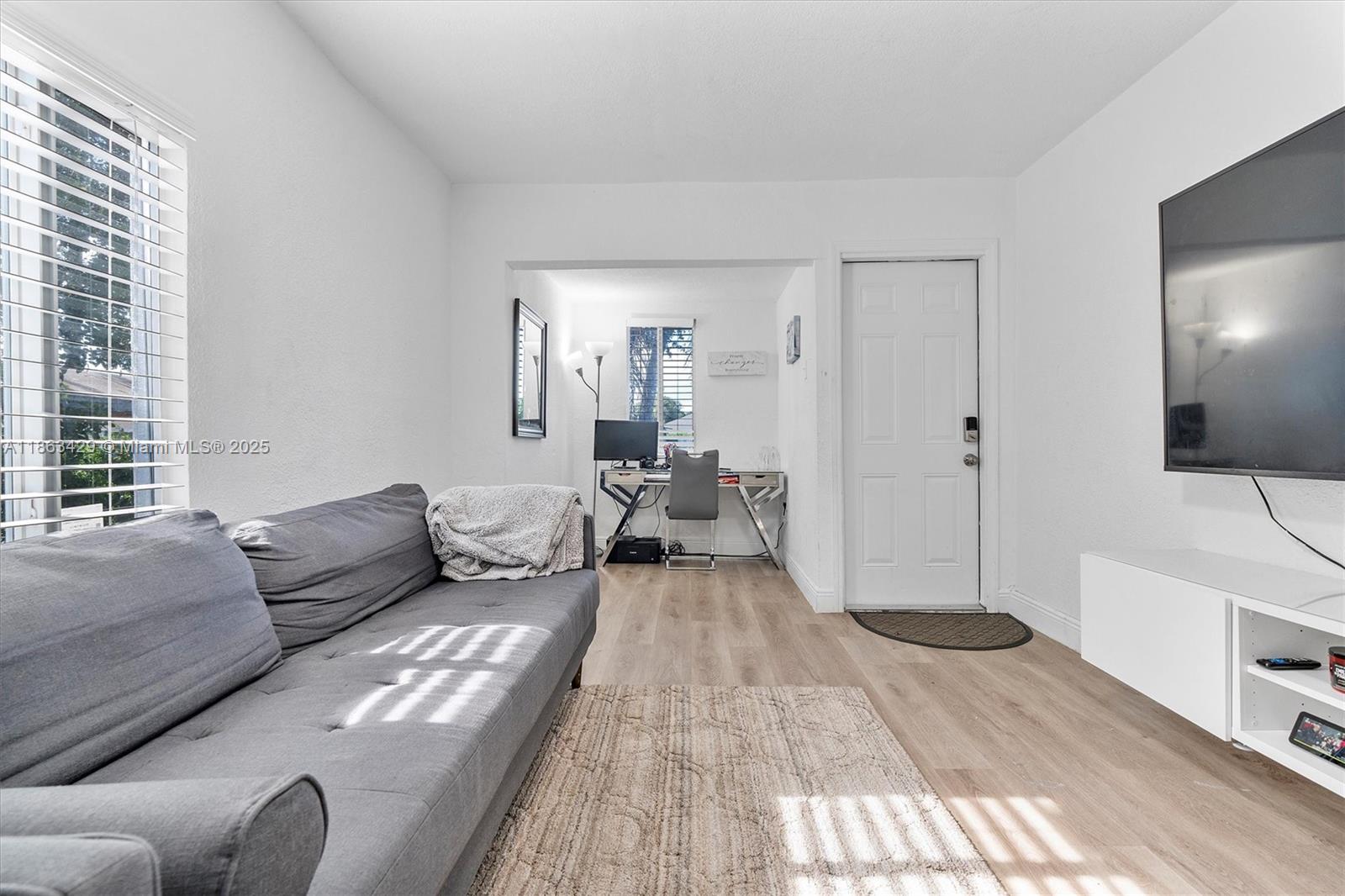 COMM LIBERTY CITY REV PL - Residential