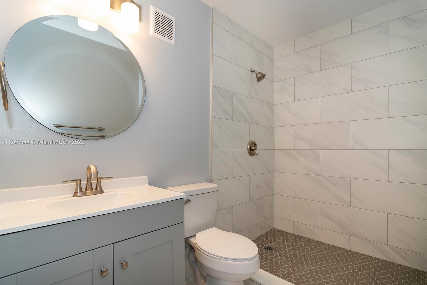 COURTYARDS TWO CONDO - Residential Lease