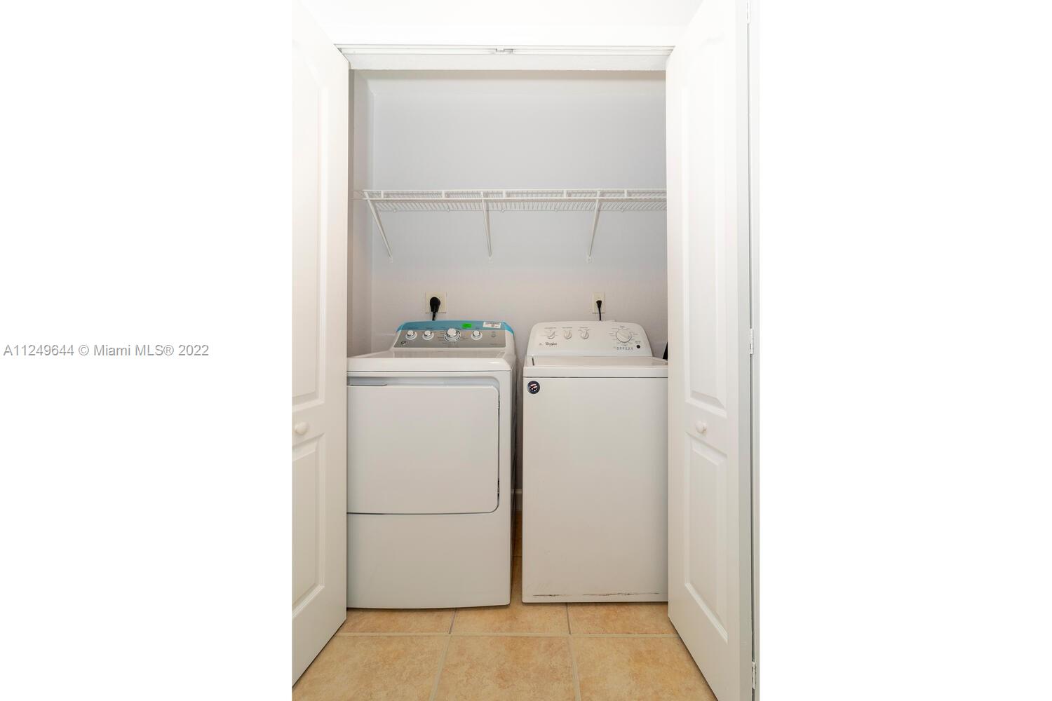 COURTYARDS TWO CONDO - Residential Lease