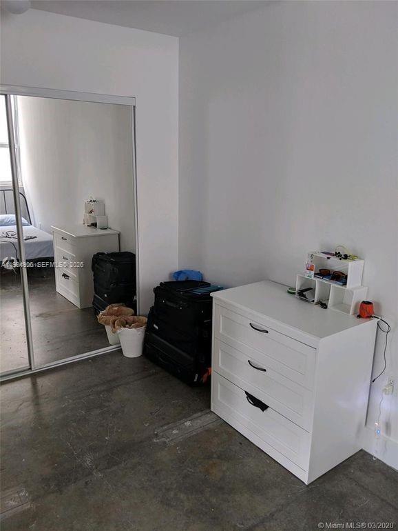 THE LOFT DOWNTOWN II COND - Residential Lease