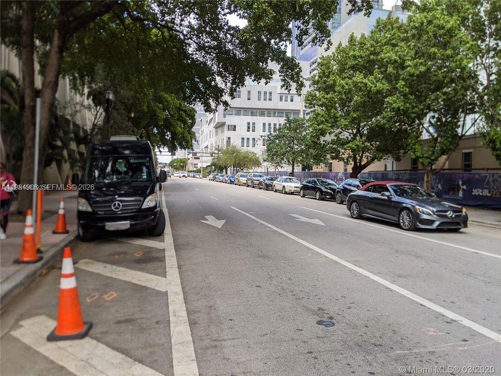 THE LOFT DOWNTOWN II COND - Residential Lease