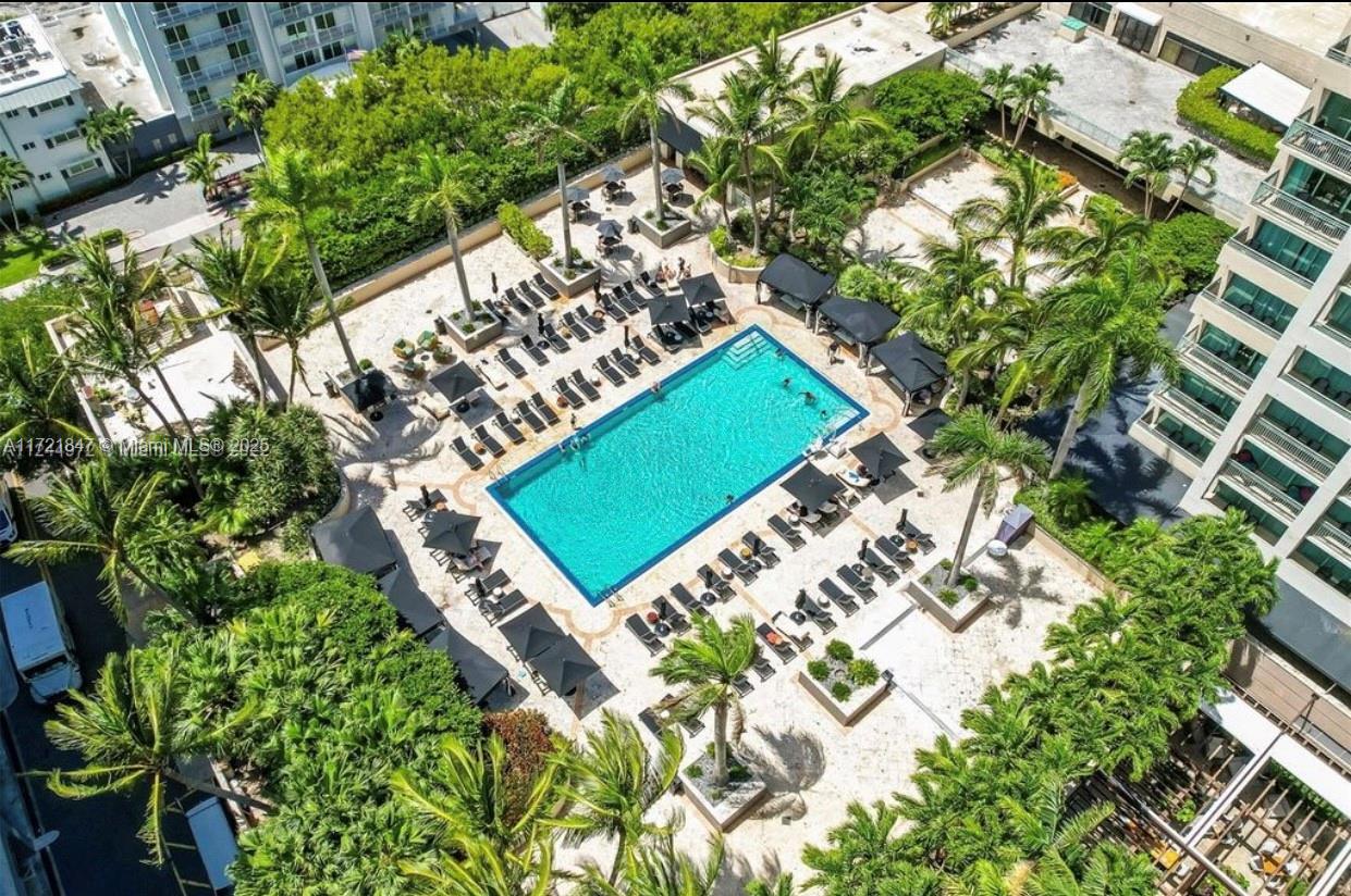 THE TOWER RESIDENCES COND - Residential