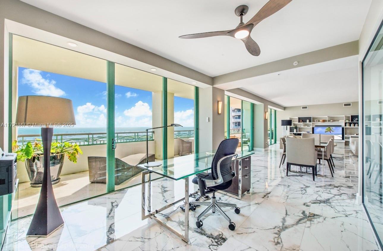 THE TOWER RESIDENCES COND - Residential