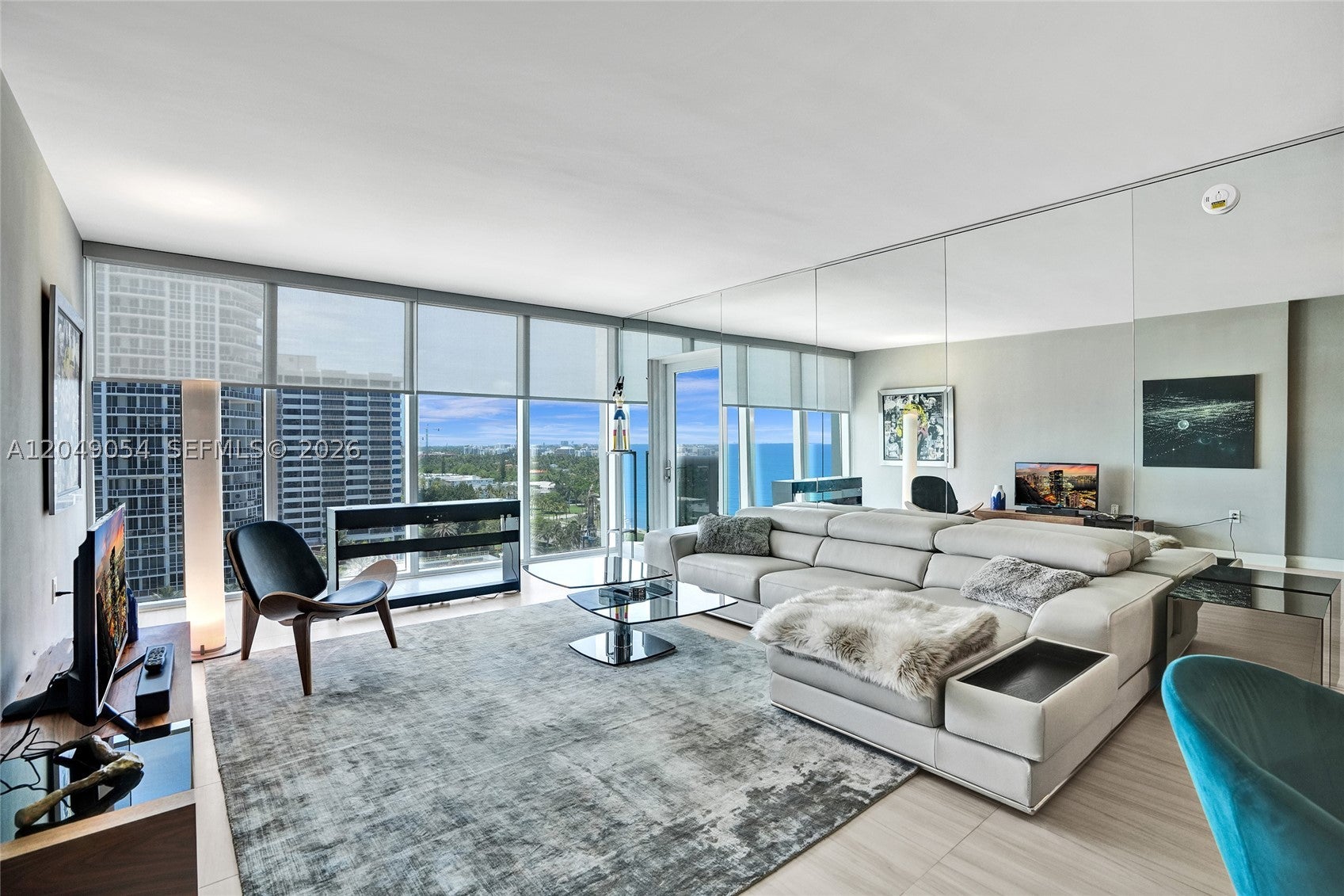 10275 Collins Ave 1116