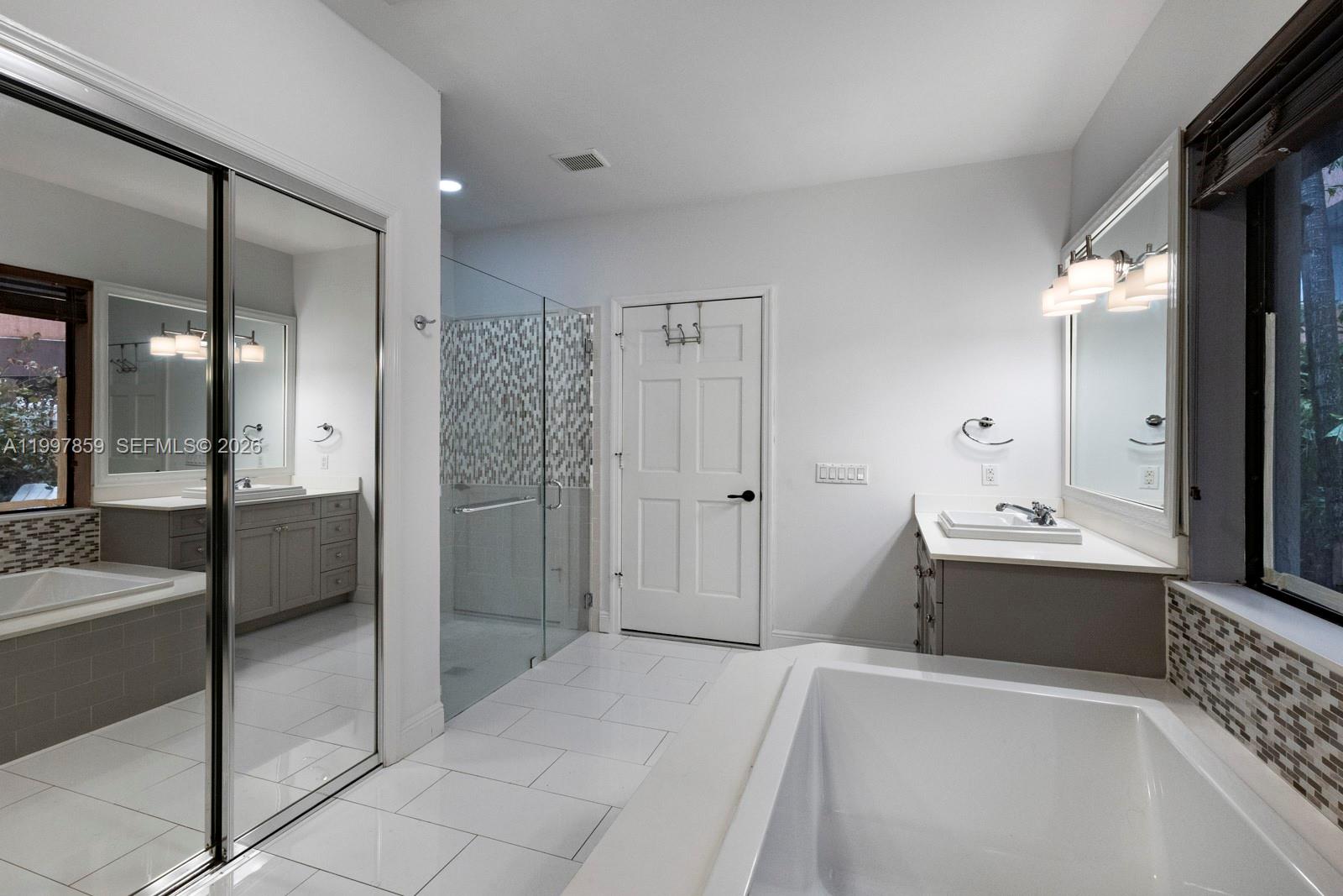 BRICKELL ESTATES - Residential Lease