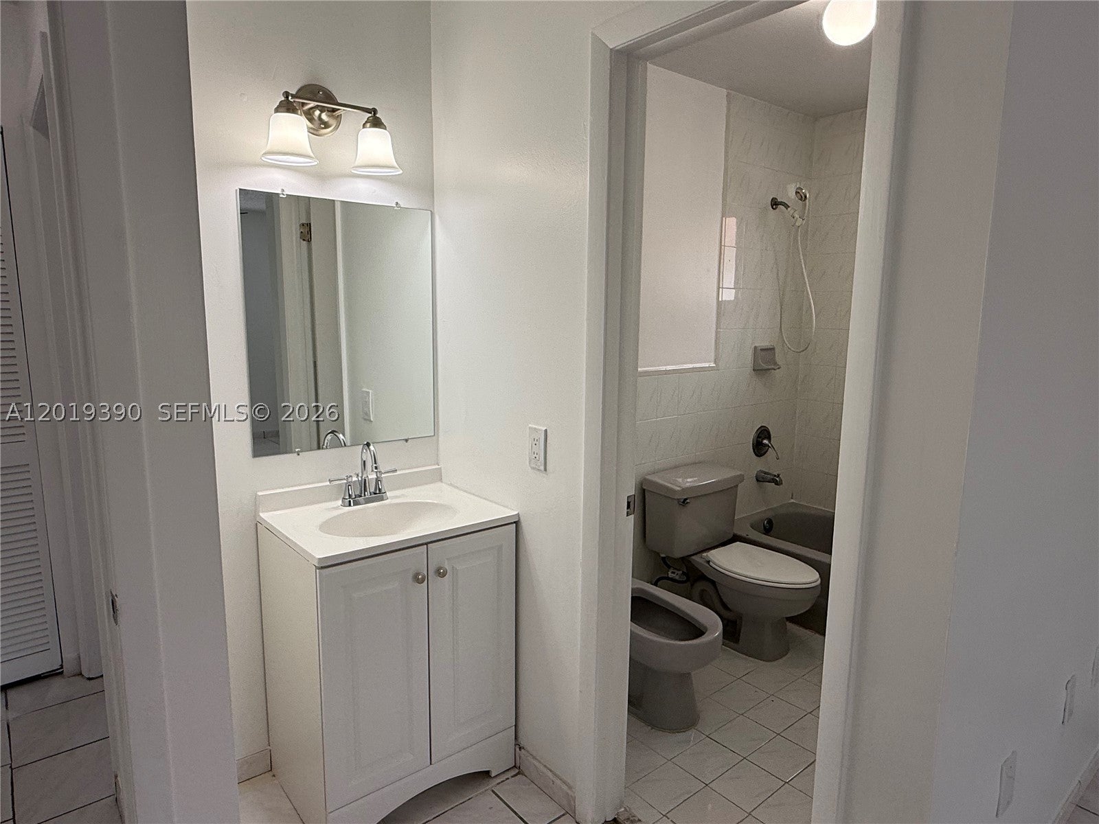 10101 W Okeechobee Rd 9202