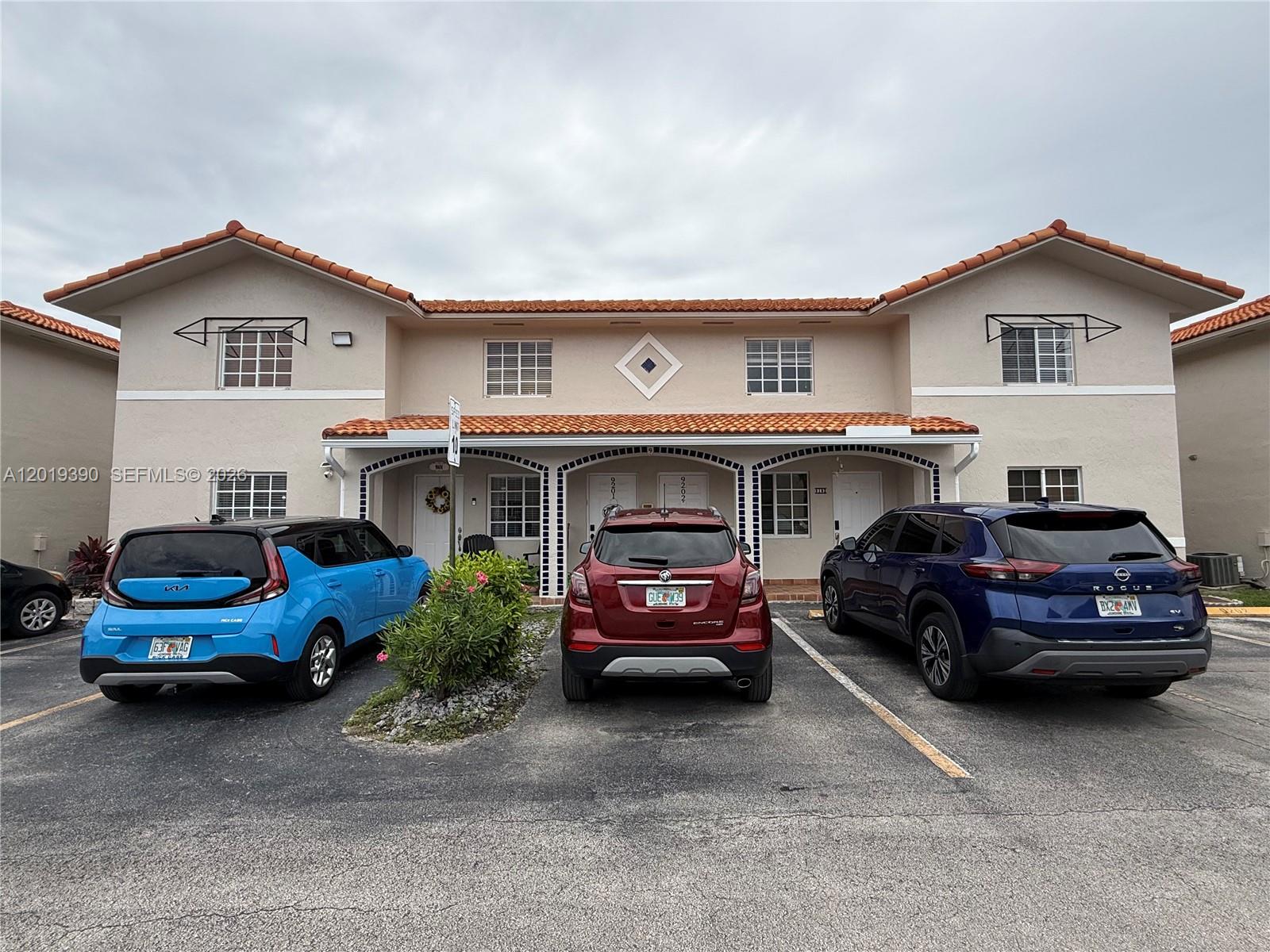 10101 W Okeechobee Rd 9202