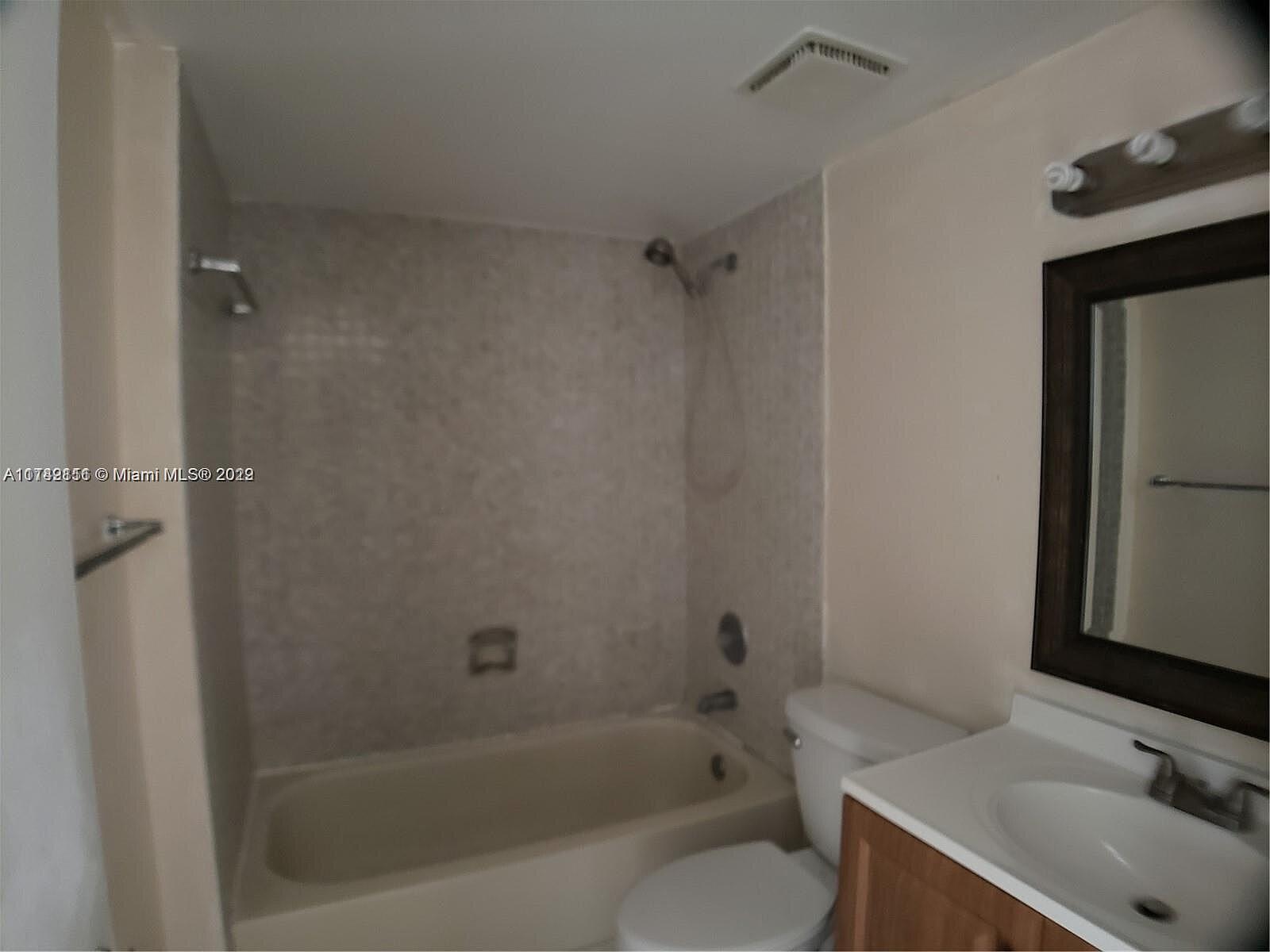 LAS BRISAS VILLAGE CONDO - Residential Lease