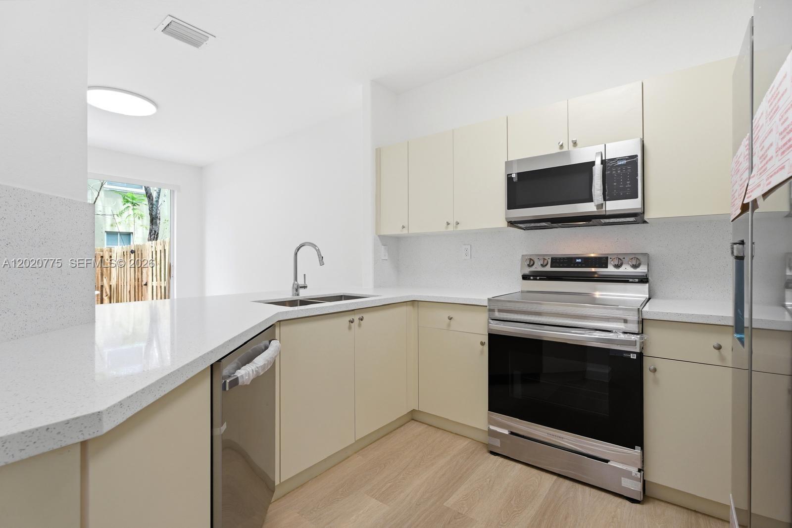KEYS GARDEN - Residential