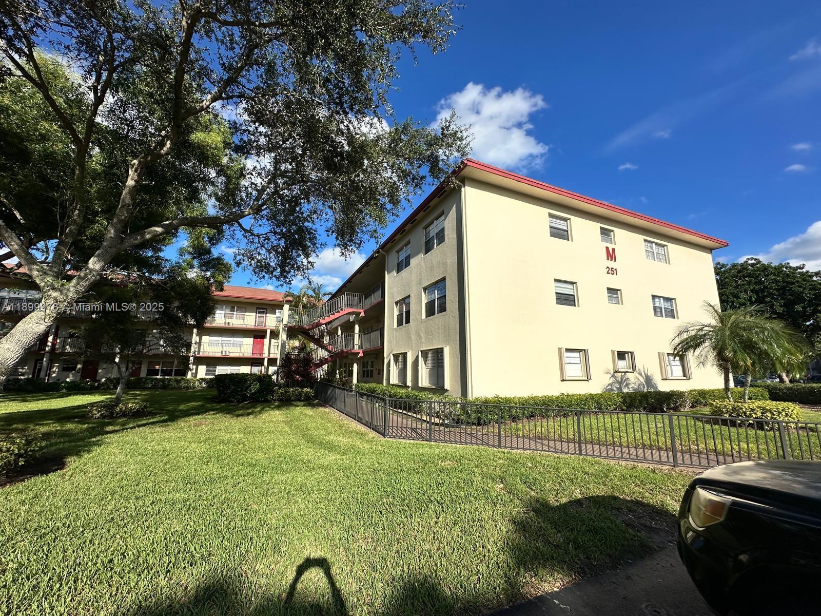 NEW HAMPTON AT CENTURY VI - Residential