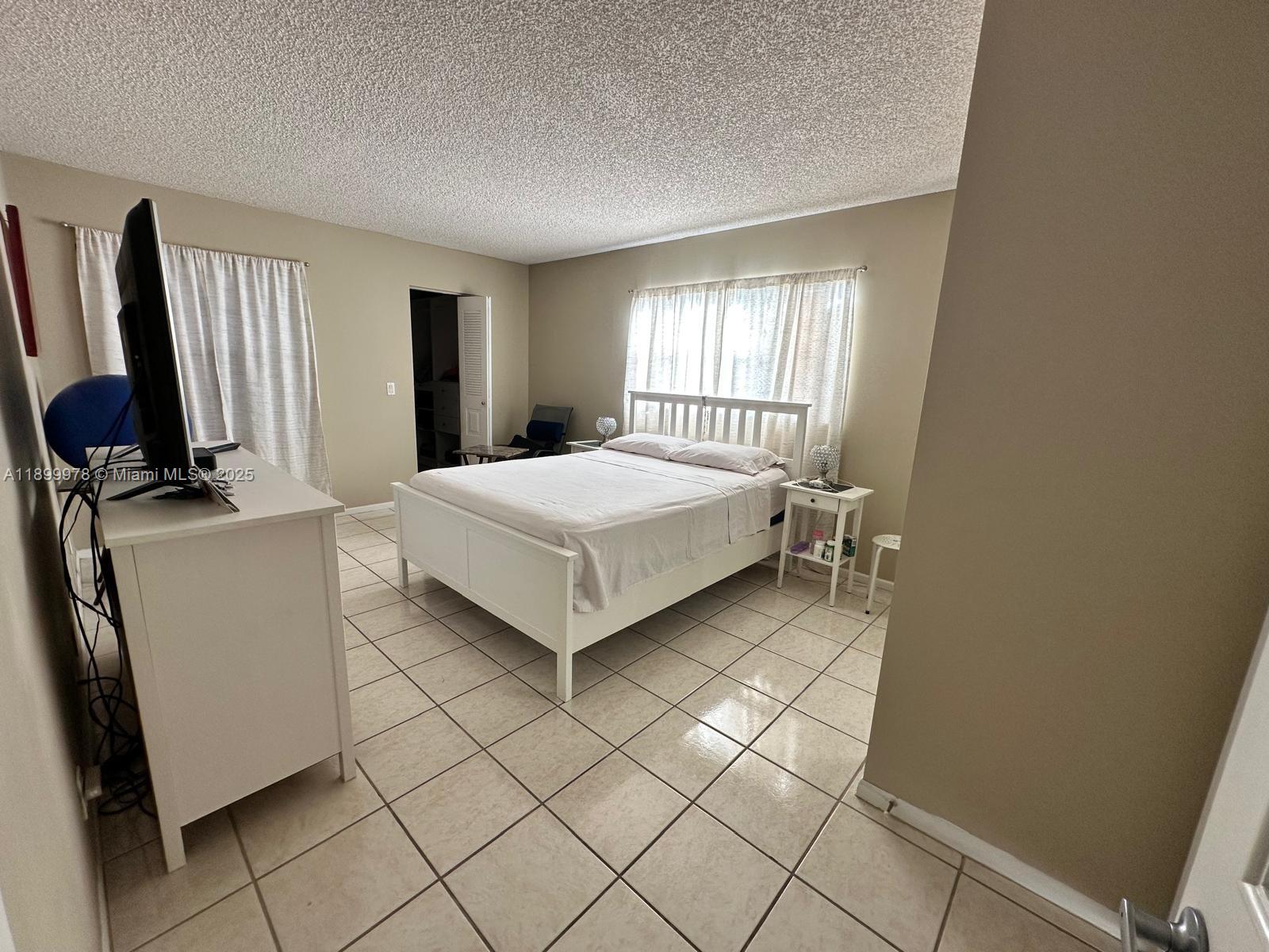 NEW HAMPTON AT CENTURY VI - Residential