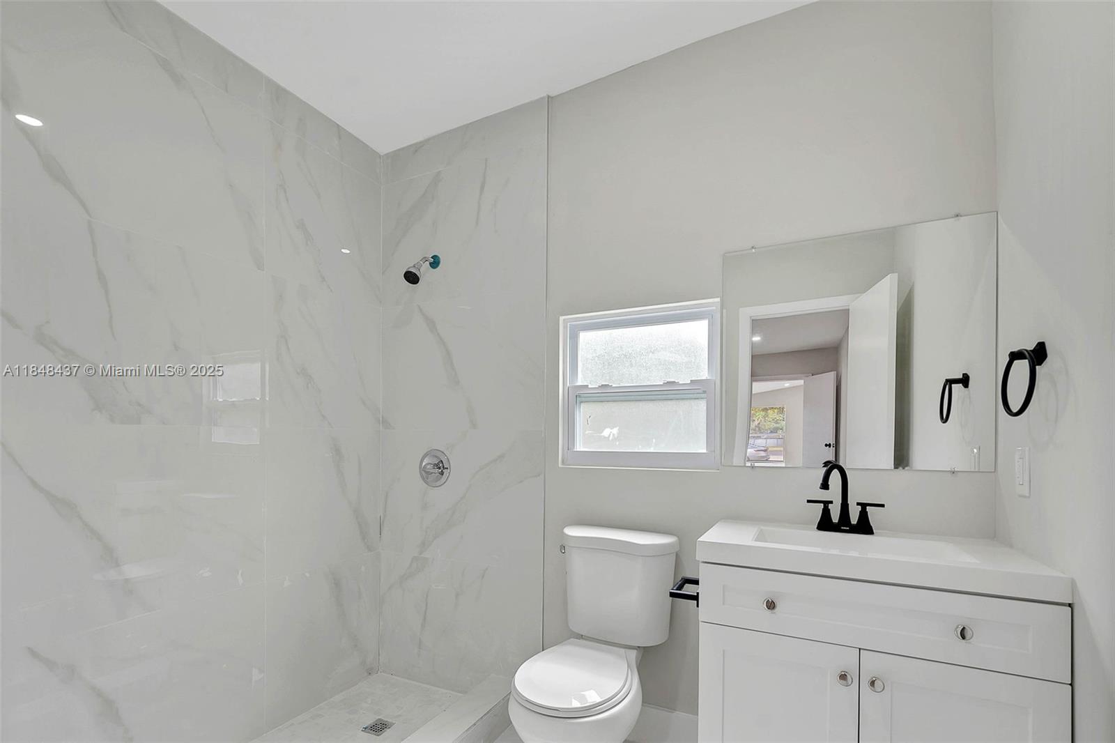 LLOYD ESTATES ADD CORR PL - Residential