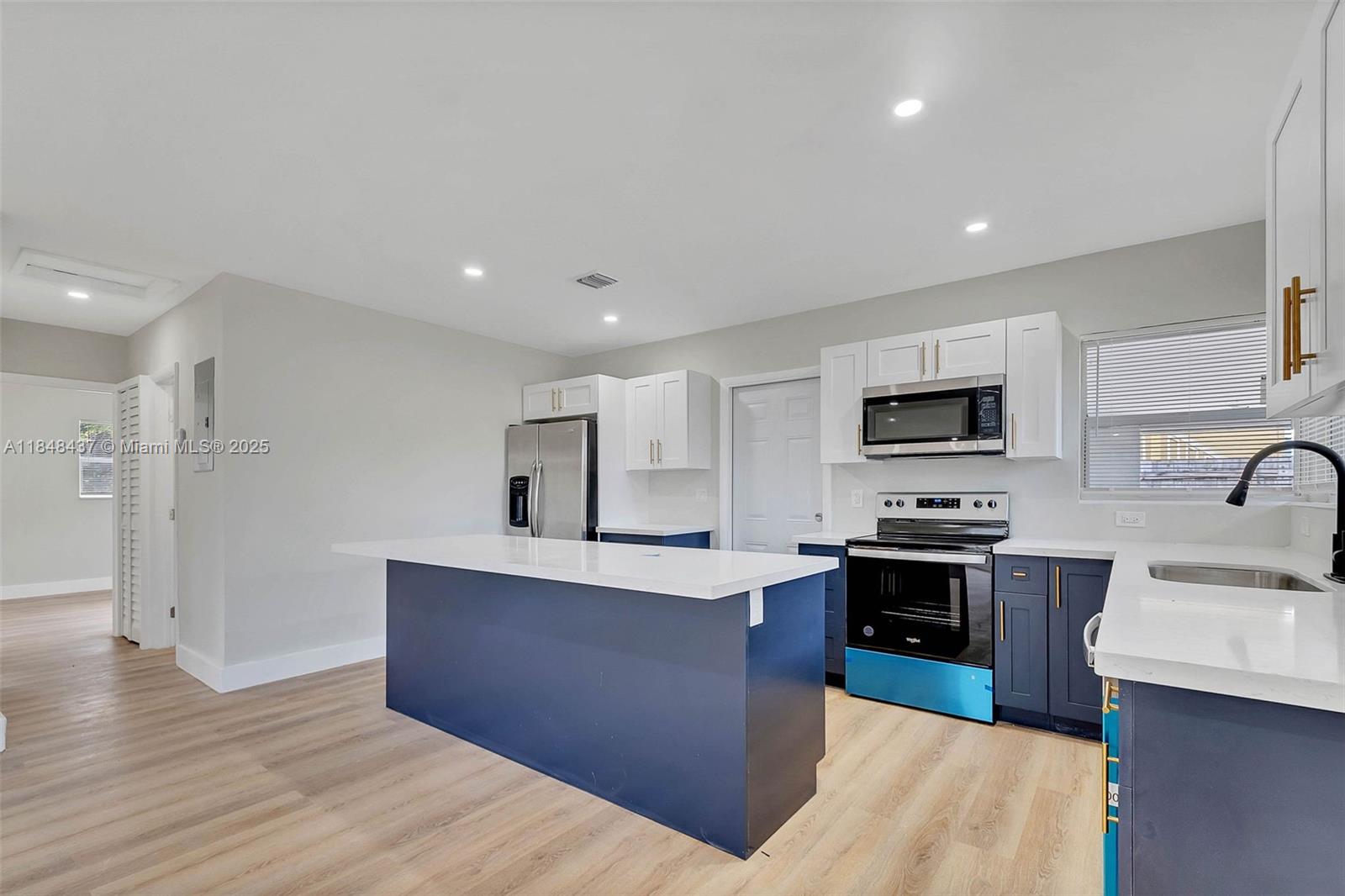 LLOYD ESTATES ADD CORR PL - Residential