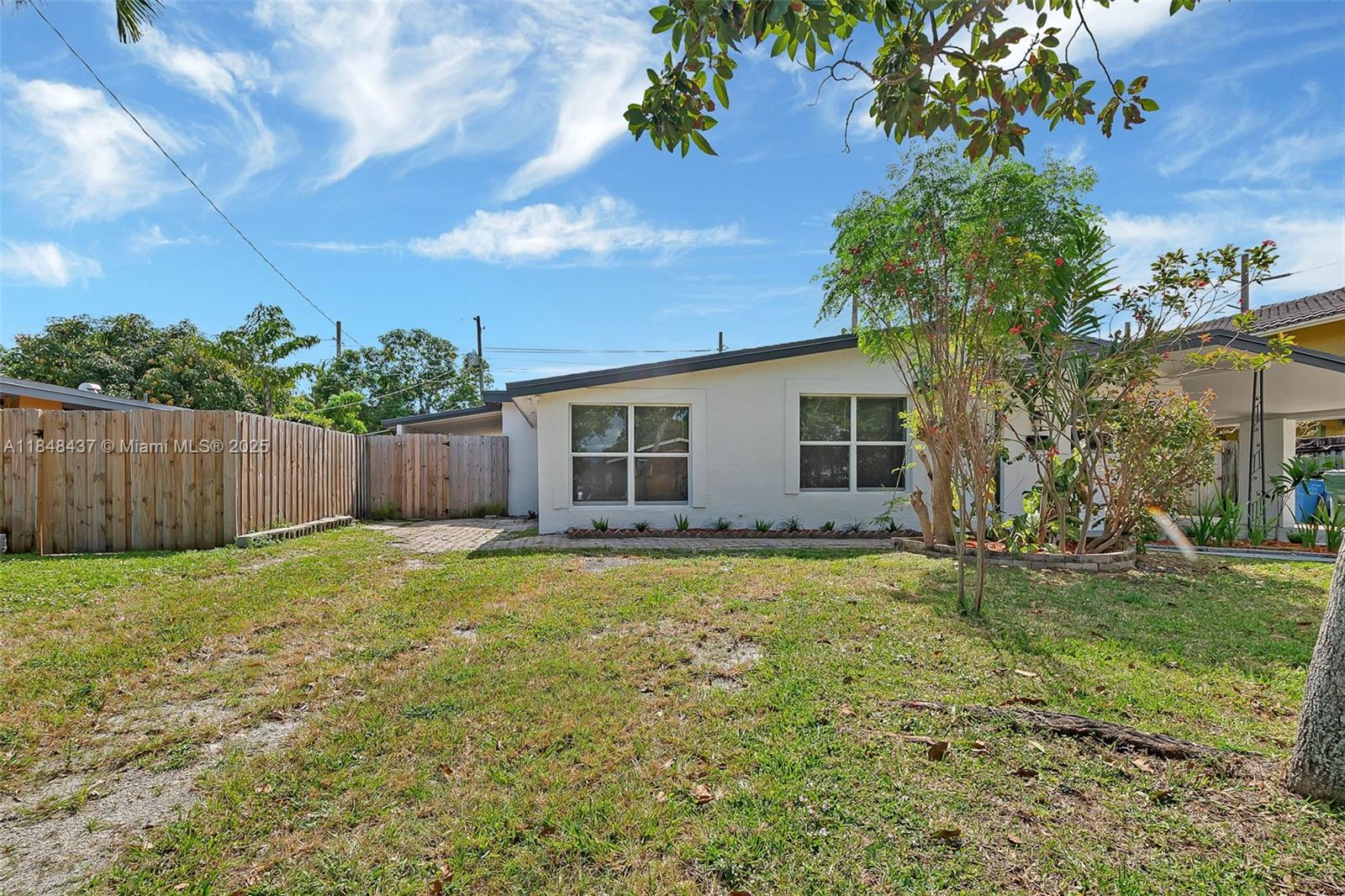 840 NW 39th St
