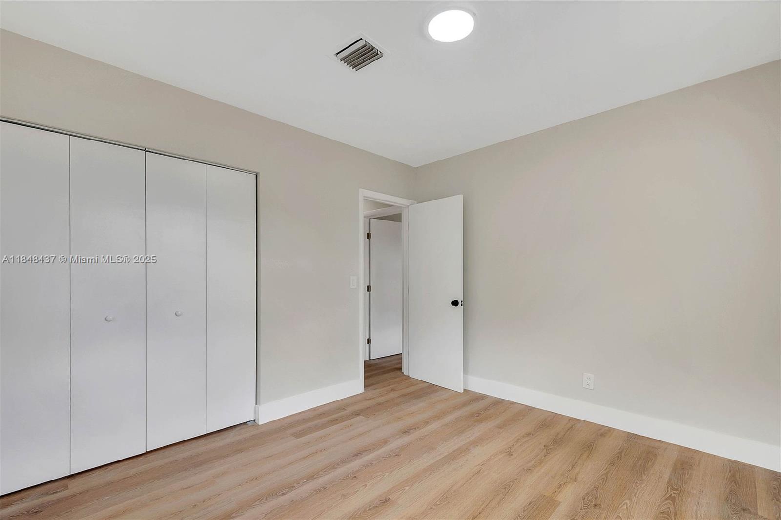 LLOYD ESTATES ADD CORR PL - Residential