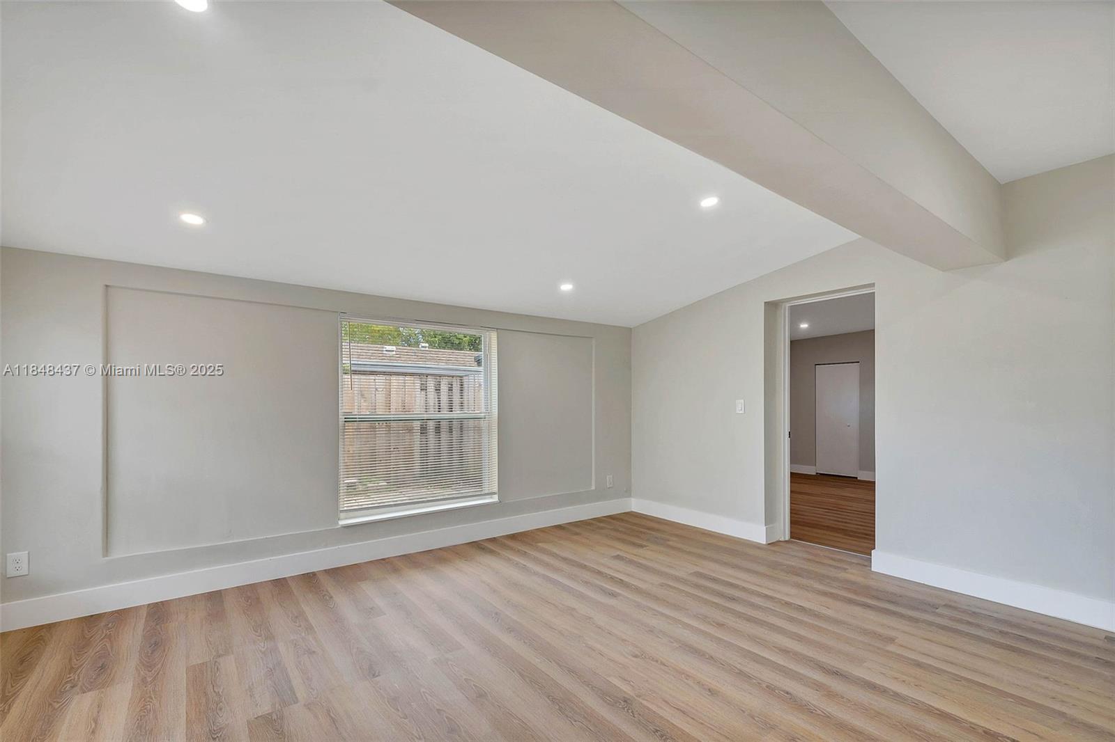 LLOYD ESTATES ADD CORR PL - Residential