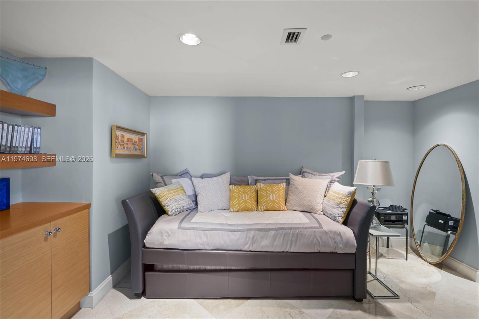 2600 ISL BLVD WILLIAMS IS - Residential