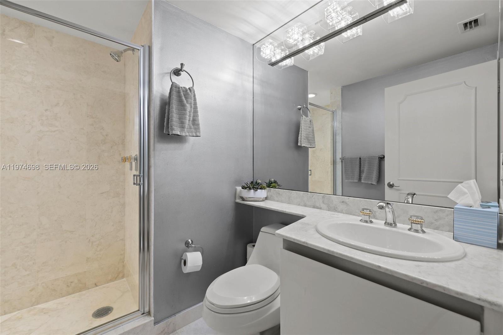 2600 ISL BLVD WILLIAMS IS - Residential