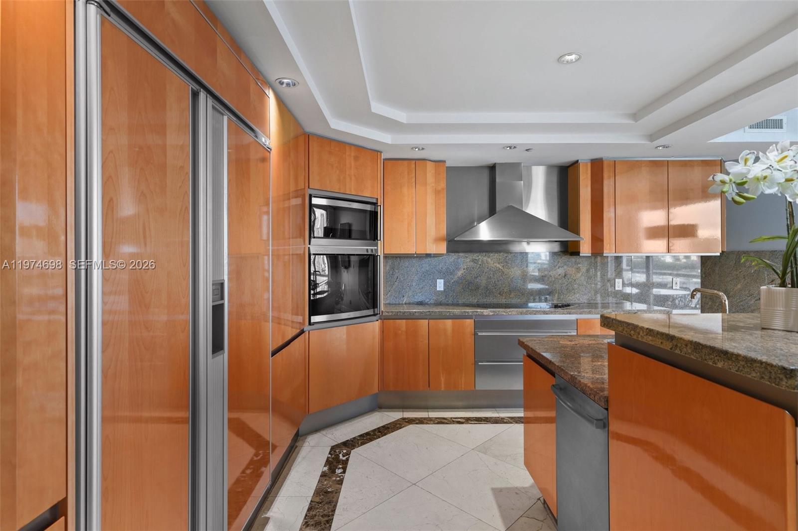 2600 ISL BLVD WILLIAMS IS - Residential