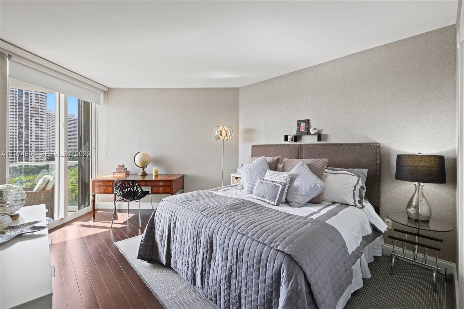 2600 ISL BLVD WILLIAMS IS - Residential