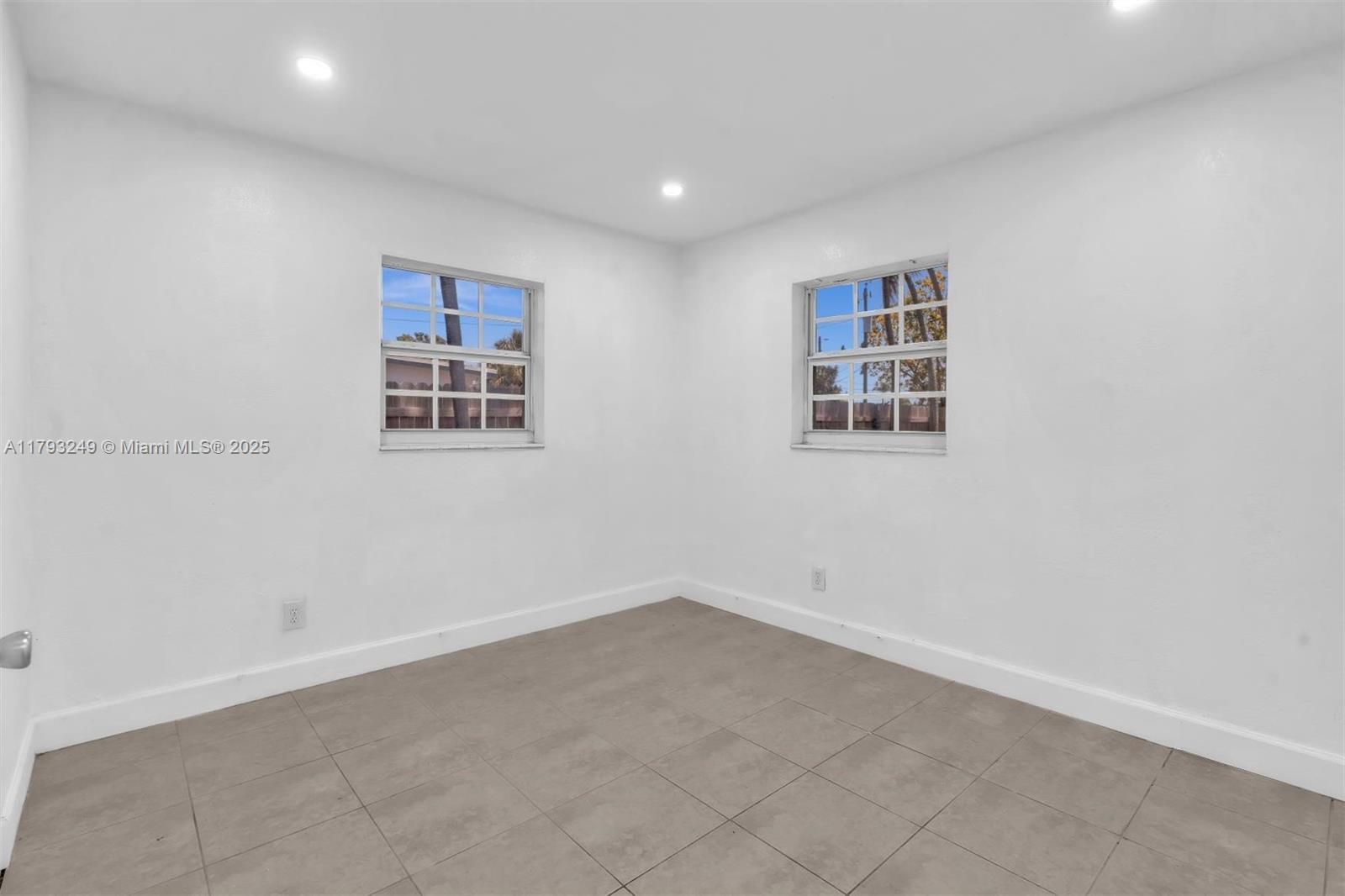 SOUTHERN ESTS 1ST ADDN - Residential Lease