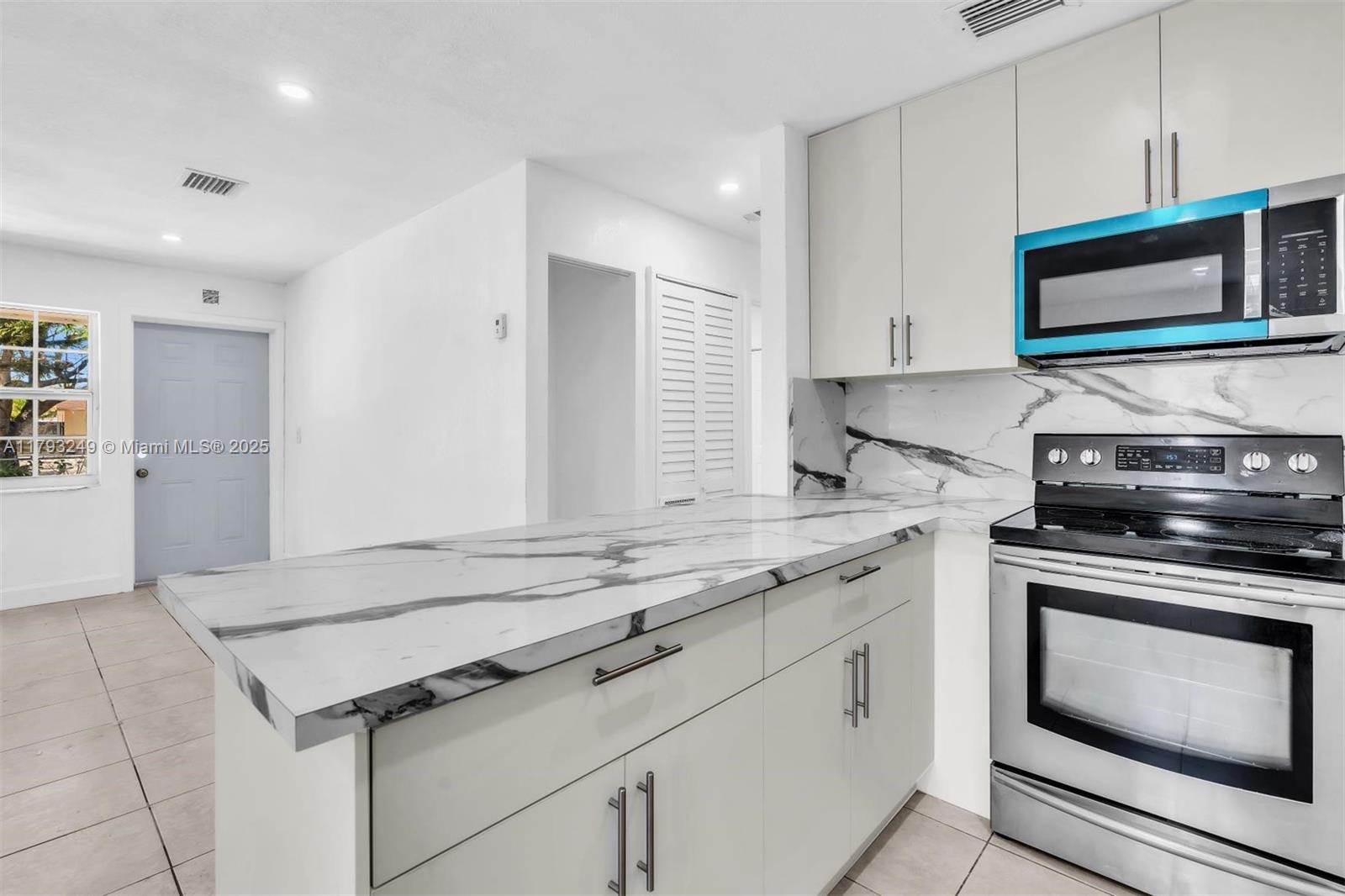 SOUTHERN ESTS 1ST ADDN - Residential Lease