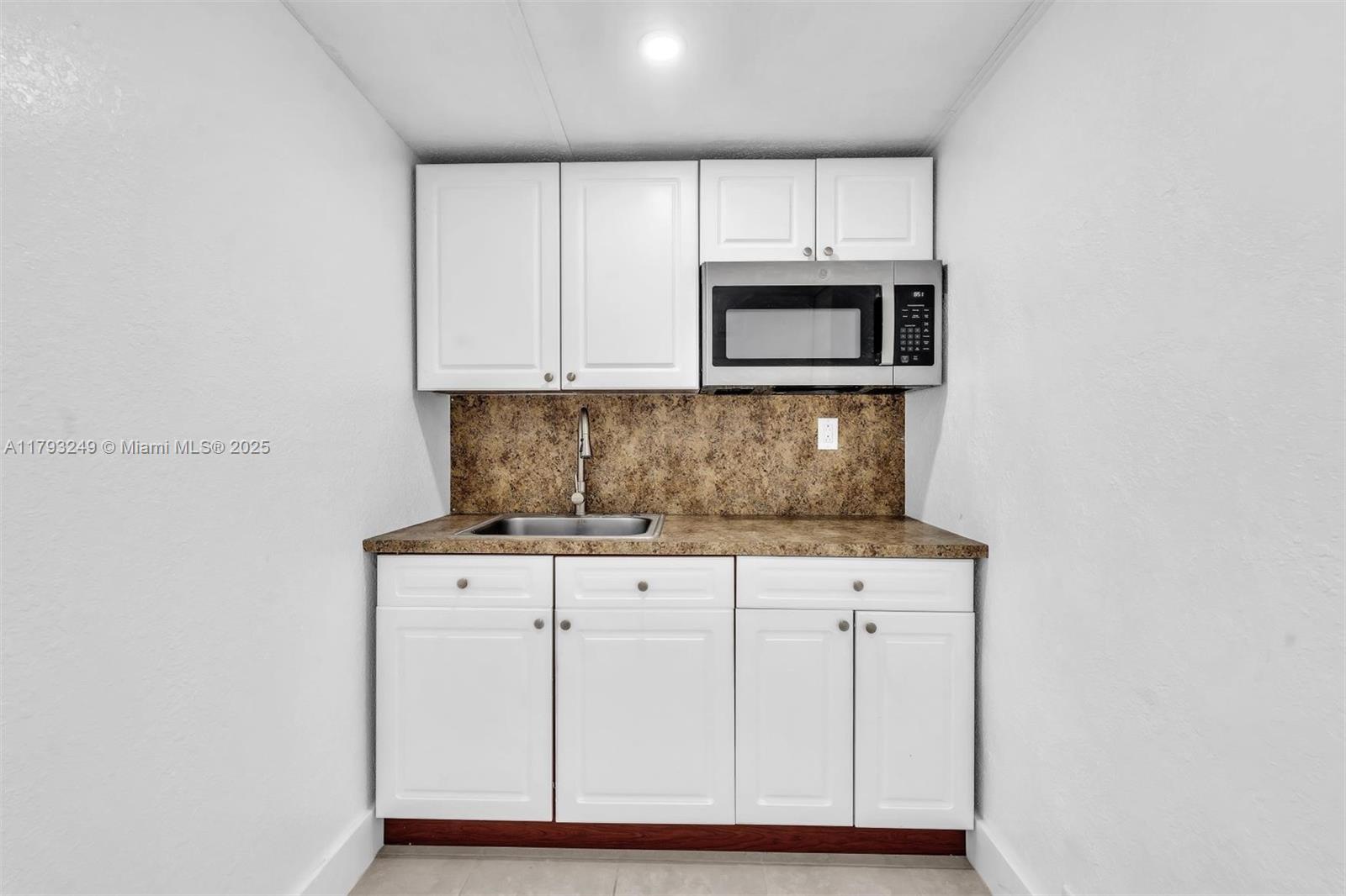SOUTHERN ESTS 1ST ADDN - Residential Lease